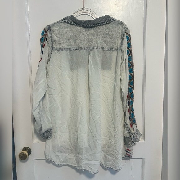 Scully Light Gray Boho Western Embroidered Long Sleeve Button Down Shirt Size L - Picture 3 of 3